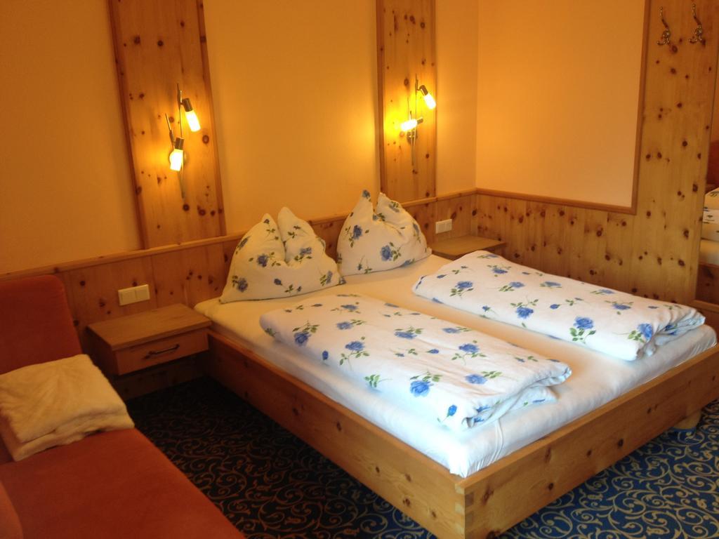 Weisssteinalm Villa Kaprun Szoba fotó