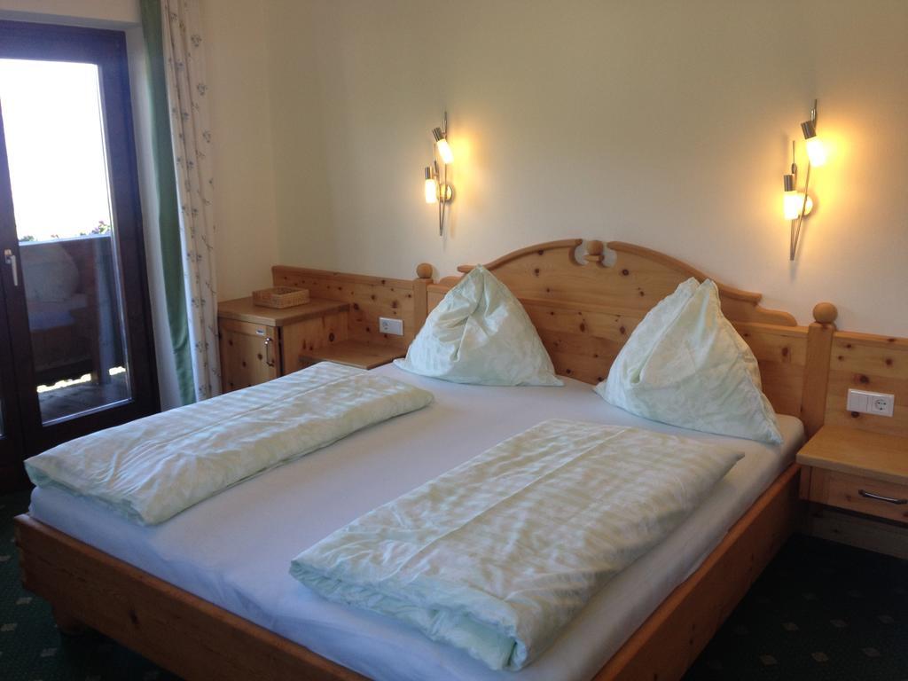 Weisssteinalm Villa Kaprun Szoba fotó